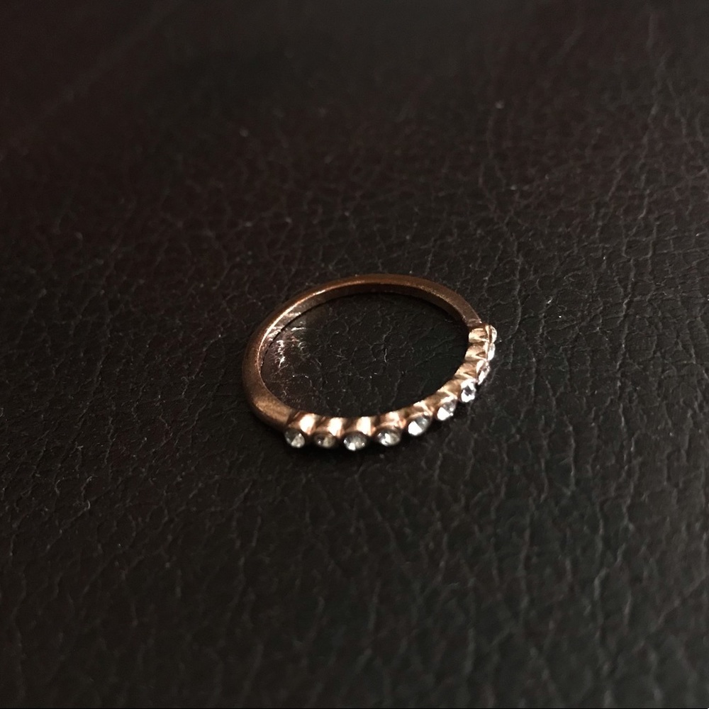 7 Gold Rings - Picture 3 of 9